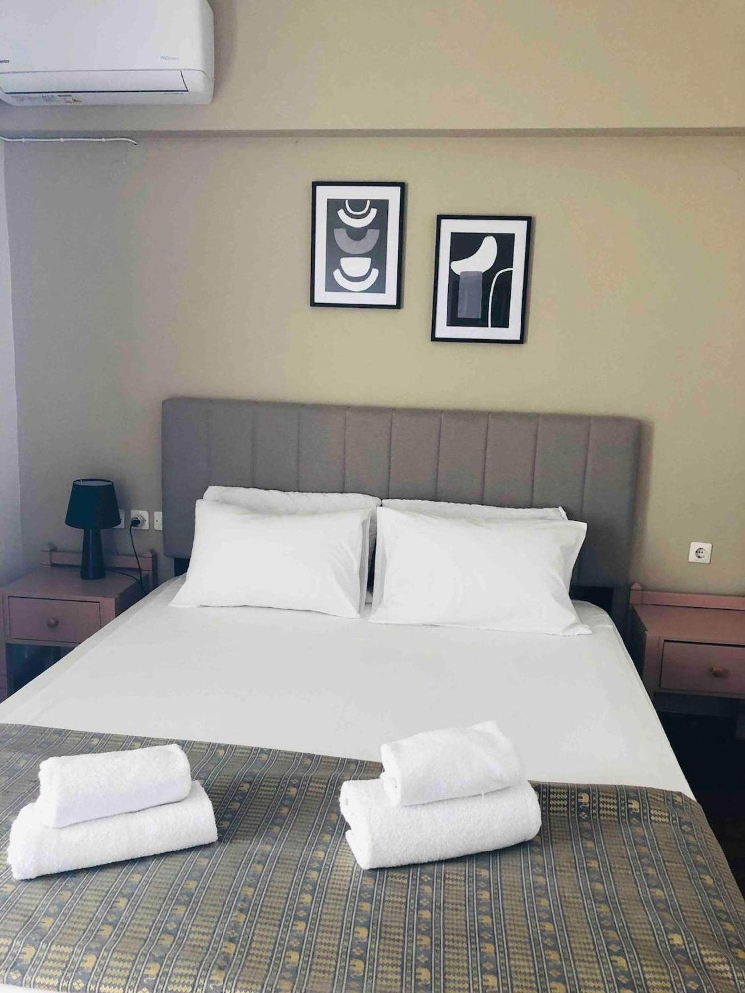 Kate Apartment, Across The Marina 레팀노 외부 사진